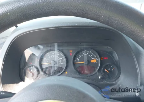 2016 Jeep Compass Sport из США, поврежденный, VIN 1C4NJCBA6GD715667